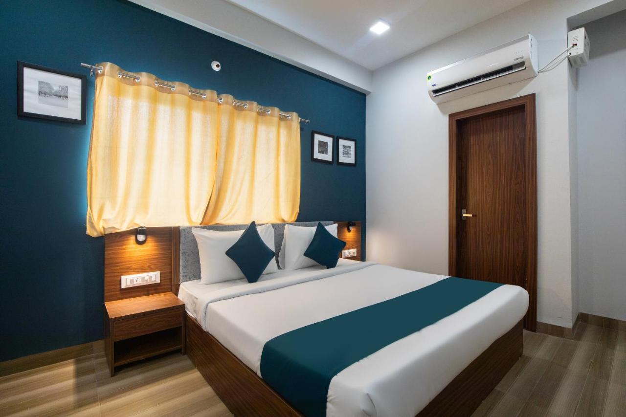 Hotel Ballfin Indore Esterno foto