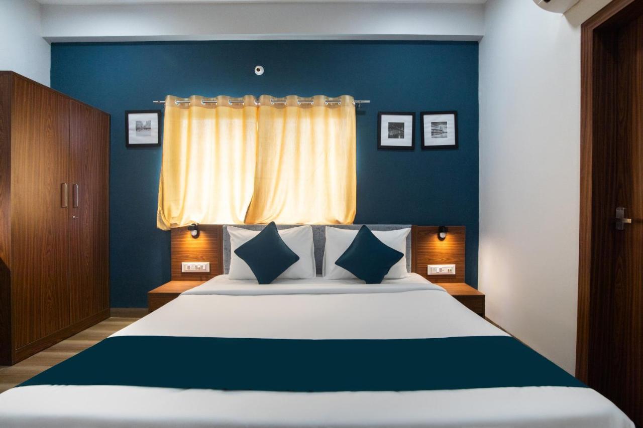Hotel Ballfin Indore Esterno foto